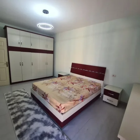 ASTIR, prane 2PALMAVE, jepet  2+1 I MOBILUAR, Kati 6, 107 m² 450€ (rruga Astrit Losha)