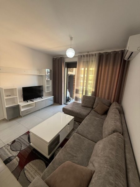 Tirane, jepet me qera apartament 2+1 Kati 7, 110 m² 800 € (Don Bosko)