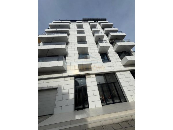 Qera, Apartament 2+1+2, rruga Naim Frasheri , Tirane