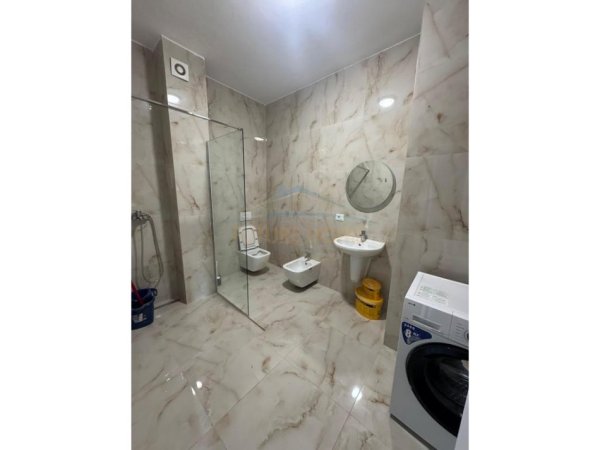 Qera, Apartament 2+1+2, rruga Naim Frasheri , Tirane
