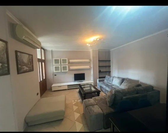 Te Selvia, jap 2+1 te mobiluar, Kati 6, 120 m², 600 €