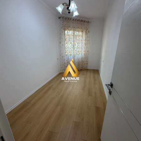 Tirane, shitet apartament 2+1+Ballkon Kati 3, 75 m² 112.000 € (rruga e thesarit)