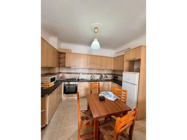 Tirane, jepet me qera apartament 2+1 Kati 8, 97 m² 450 € (ASTIR)