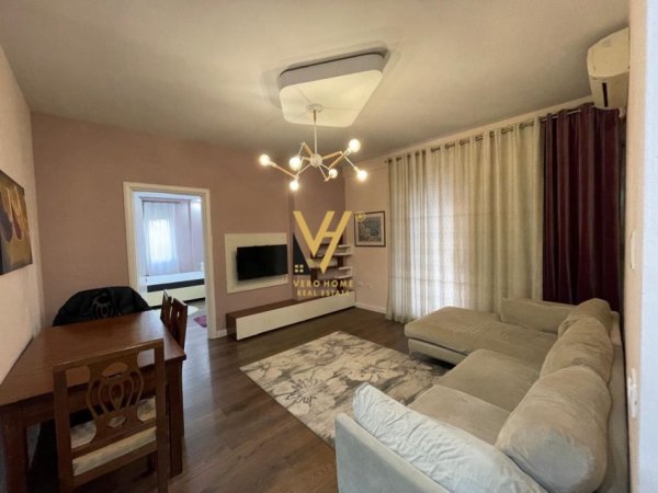 Tirane, jepet me qera apartament 1+1+Ballkon Kati 0, 60 m² 600 € (LIQENI I THATE)