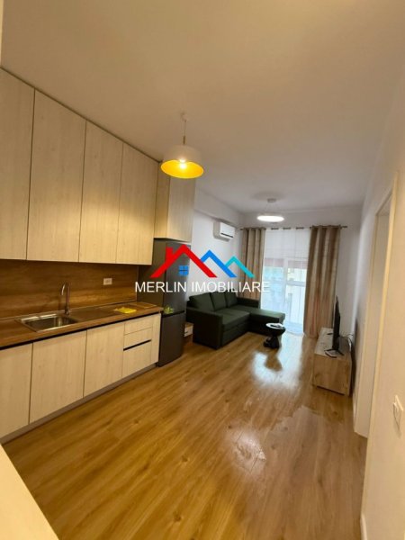 Shqiperi, jepet me qera apartament 1+1+Ballkon Kati 3, 50 m² 500 € (RRUGA PASHO HYSA,ALI DEM.)