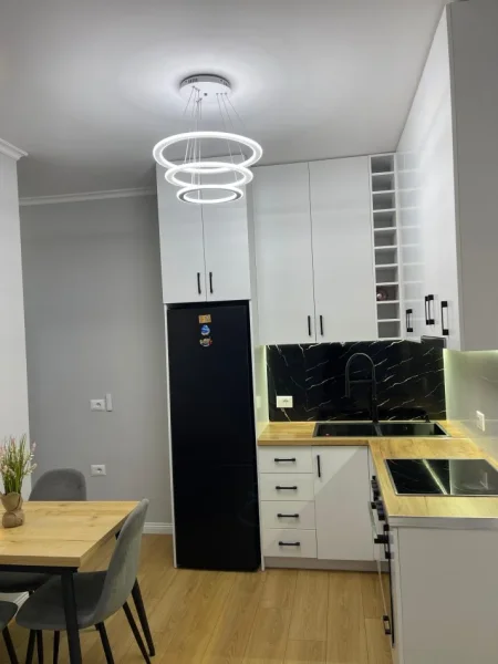 Tirane, shitet apartament 1+1+Ballkon Kati 1, 45 m² 119.000 € (Rruga Peti)