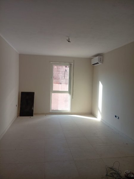 Jepet me Qera Apartament 2+1+2 ne 5 Maji , pas Concordit,   550 €URO