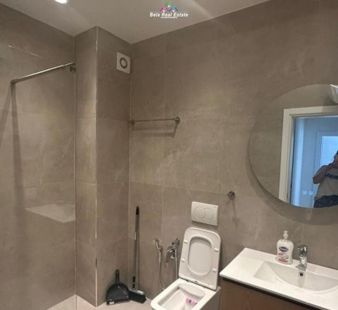 Tirane, jepet me qera apartament 1+1 Kati 3, 60 m² 500 € (Rruga Kadri Prishtina)