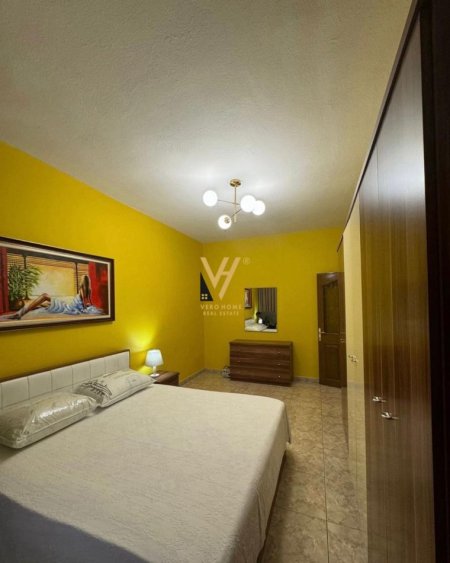 Tirane, jepet me qera apartament 1+1+Ballkon Kati 7, 63 m² 450 € (STACIONI I TRENIT)