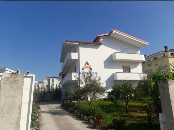 Tirane, jepet me qera apartament 3 Katshe Kati 3, 502 m² 2.000 € 