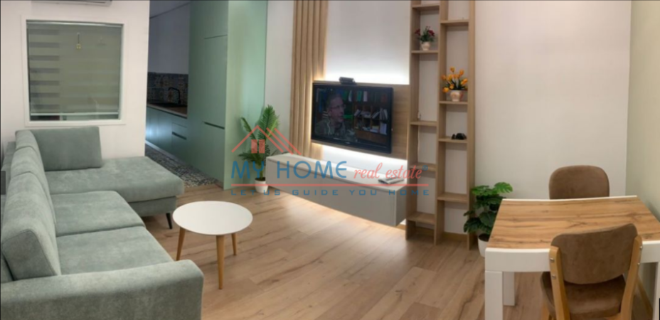 Tirane, jepet me qera apartament 1+1+Ballkon Kati 4, 65 m² 600 € (Robert Shvarc)