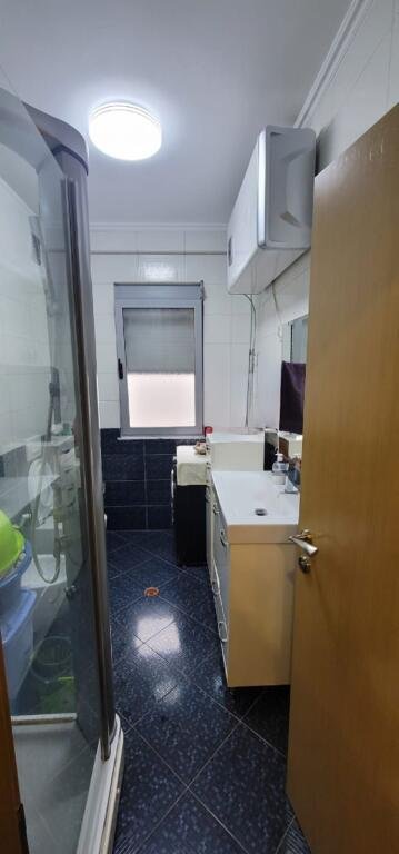 Tirane, shitet apartament 2+1 Kati 4, 89 m² 82.650 € (Bulevardi Blu)