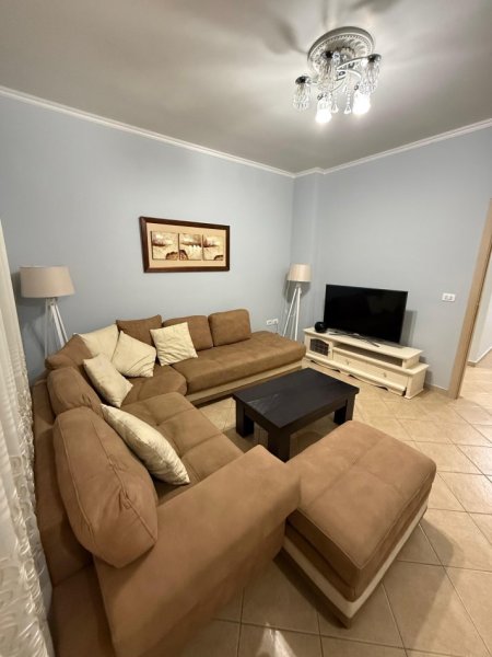 Tirane, jepet me qera apartament 2+1 Kati 8, 112 m² 500 € (Astir)