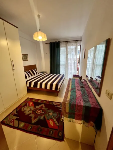 Tirane, jepet me qera apartament 1+1+Ballkon Kati 6, 52 m² 375 € (yzberishte)