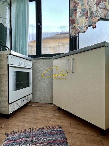 Tirane, jepet me qera apartament 2+1 Kati 2, 100 m² 680 € (RRUGA E DIBRES)