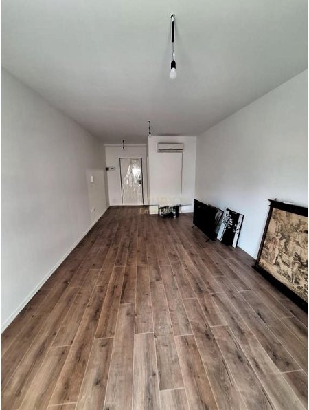 Tirane, jepet me qera zyre Kati 2, 40 m² 500 € (Myslym Shyri)