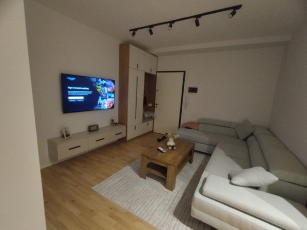 Tirane, shitet apartament 1+1 Kati 4, 51 m² 115.000 € (Selite)