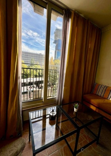 Tirane, jepet me qera apartament 1+1 Kati 3, 64 m² 700 € (Qender)