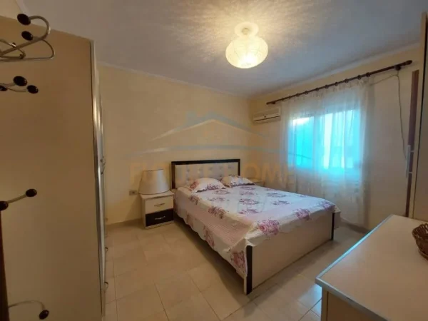 SHITET APARTAMENT 1+1 ISH TREGU ELEKTRIK
