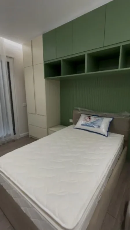 Tirane, jepet me qera apartament 2+1 Kati 1, 95 m² 1.100 € (Teg)