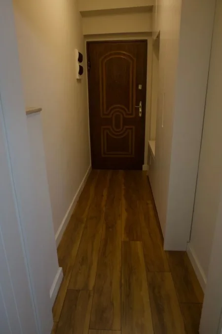 Tirane, jepet me qera apartament 2+1 Kati 4, 80 m² 700 €