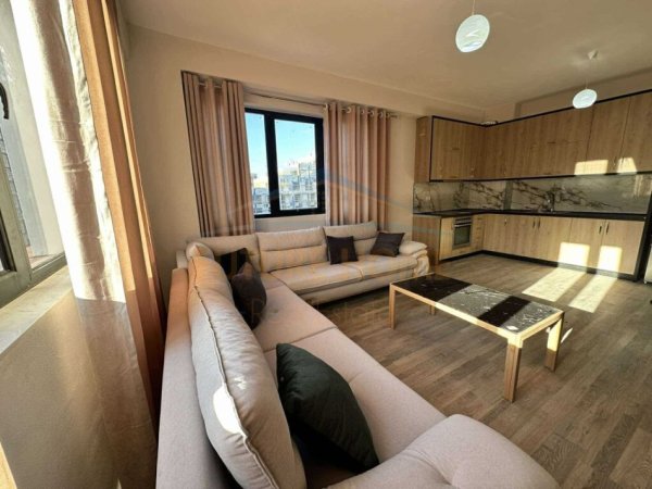 Qera, Apartament 2+1, Unaza e Re.