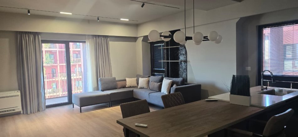 Tirane, shitet apartament 2+1+Aneks+Ballkon Kati 5, 170 m² 504.900 € 