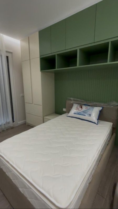 Tirane, jepet me qera apartament 2+1 Kati 1, 95 m² 1.100 € (Farke)