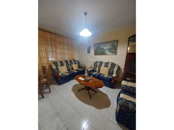 Tirane, shitet apartament 1+1 Kati 5, 50 m² 100.000 € (Ish Tregu Elektrik, Tiranë)