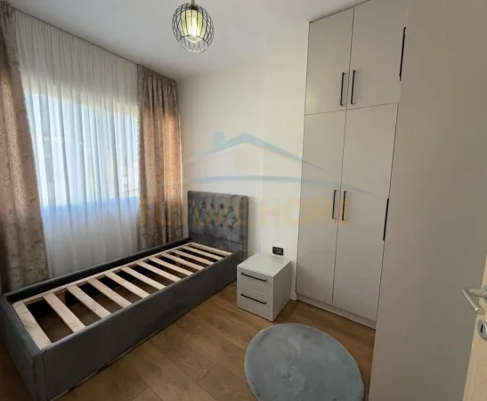 Shitet, Apartament 2+1, Unaza e Re, Tiranë
