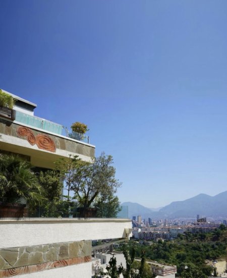 Tirane, shitet apartament duplex Dublex Kati 4, 115 m² 222.000 € (Kodra e Diellit 2)
