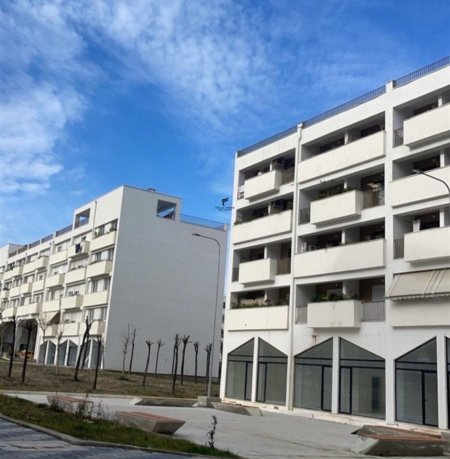 Tirane, shitet apartament 3+1+Ballkon , 127 m² 230.000 € (5 MAJI)