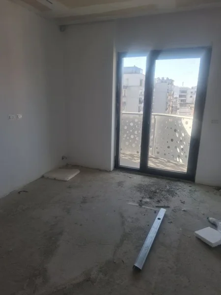 SHITET APARTAMENT 1+1  72 m² 175.000 € (NSHRAK)