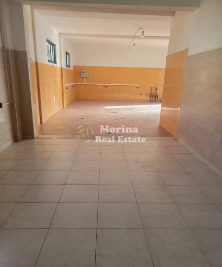 Tirane, jepet me qera ambjent biznesi Kati 1, 250 m² 500 € (Autostrada Tirane - Durres)