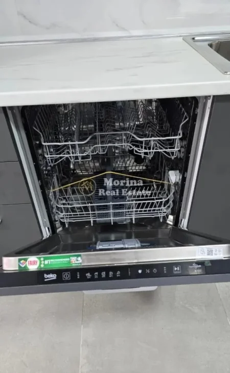 Tirane, jepet me qera apartament 1+1 Kati 2, 70 m² 450 € (Concord Center)