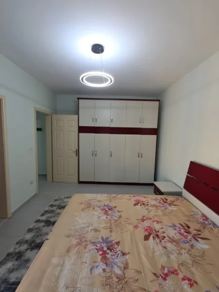 Tirane, jepet me qera apartament 2+1+2 Kati 6, 100 m² 450 € (Vila L Astir)
