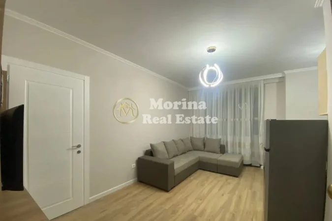 Tirane, jepet me qera apartament 1+1 Kati 7, 60 m² 550 € (21 Dhjetori)