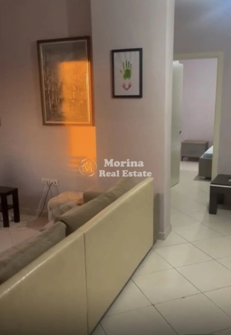 Tirane, jepet me qera apartament 2+1 Kati 5, 90 m² 450 € (Fresku)