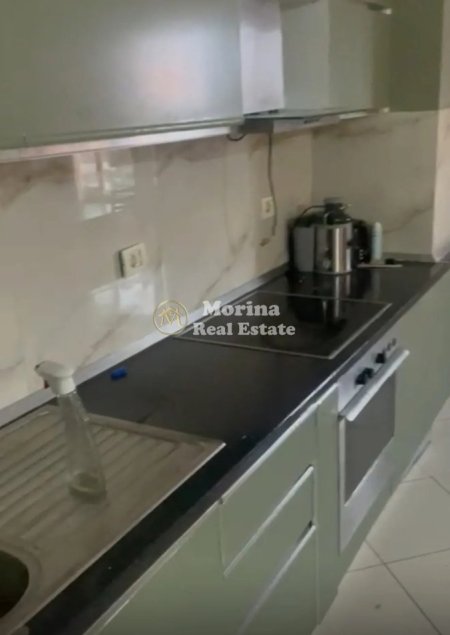 Tirane, jepet me qera apartament 2+1 Kati 5, 90 m² 450 € (Fresku)