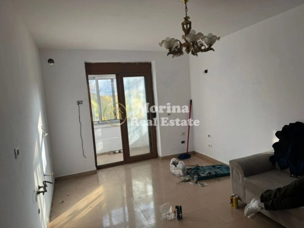 Tirane, jepet me qera apartament 2+1 Kati 2, 100 m² 600 € (Vasil Shanto)