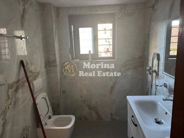 Tirane, jepet me qera apartament 2+1 Kati 2, 100 m² 600 € (Vasil Shanto)