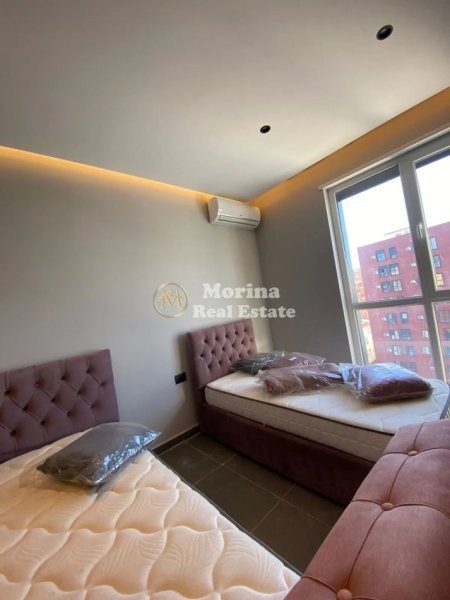 Tirane, jepet me qera garsonier Kati 6, 40 m² 400 € (Rruga 5 Maji)