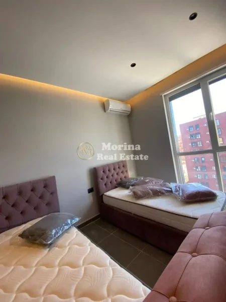 Tirane, jepet me qera garsonier Kati 6, 40 m² 400 € (Rruga 5 Maji)