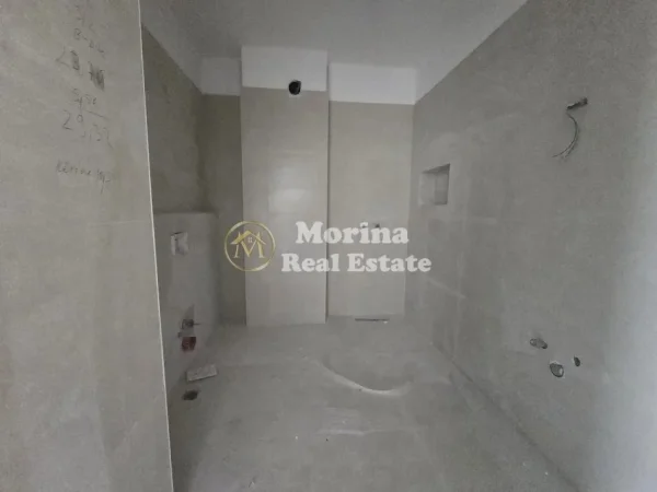Tirane, shitet apartament 2+1 Kati 3, 118 m² 188.800 € (Rruga Dritan Hoxha)