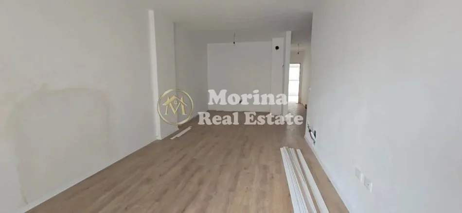 Tirane, shitet apartament 2+1 Kati 3, 118 m² 188.800 € (Rruga Dritan Hoxha)