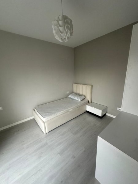 Tirane, shitet apartament 1+1+Ballkon , 92 m² 146.000 € (Unaza e Re)