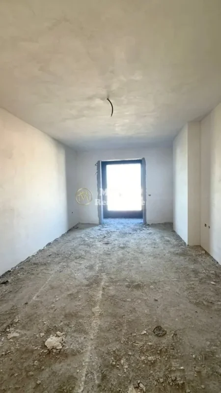 Tirane, shitet apartament 1+1 Kati 8, 76 m² 94.554 € (Paskuqan)