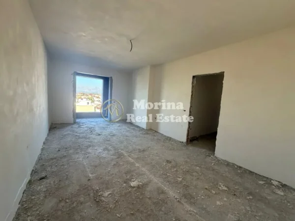 Tirane, shitet apartament 1+1 Kati 5, 86 m² 102.223 € (Paskuqan)