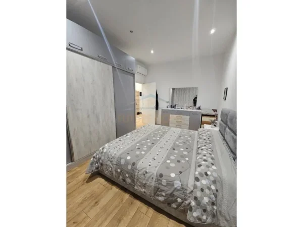 Durres, shitet apartament 2+1 Kati 3, 85 m² 210.000 € 