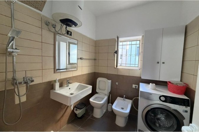 Tirane, jepet me qera shtepi 1+1 Kati 0, 70 m² 500 € (Rruga Sotir Caci, Tiranë)  ID: 530581007-107